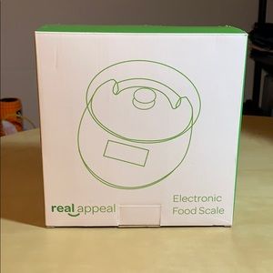 New in Box Electronic Food Scale.
